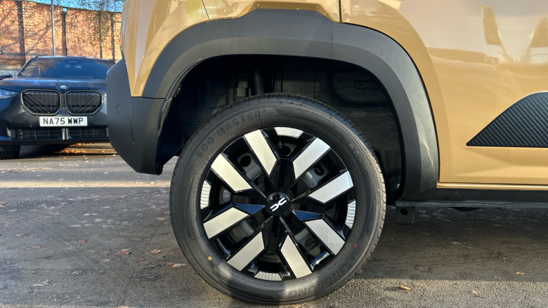 Dacia Spring 27kWh Expression 65 48kW 5dr Auto Electric Hatchback